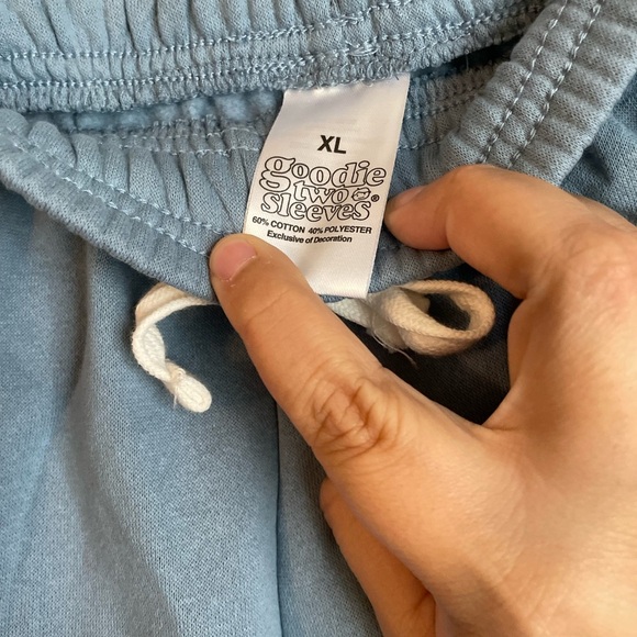 Goodie Two Sleeves Women's Athletic Shorts - Blue with American flag star -XL - Picture 3 of 5